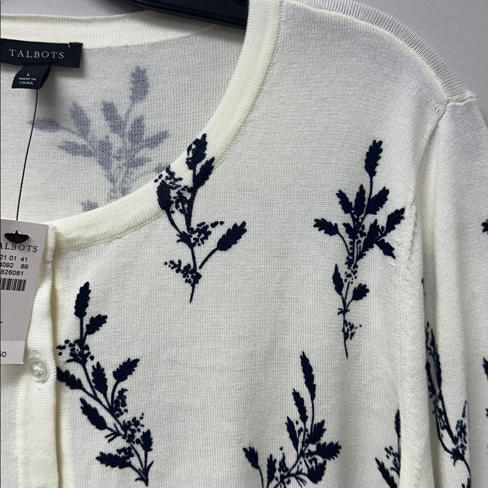 NWT Talbots cream blue floral button front cardigan Large - Picture 2 of 3